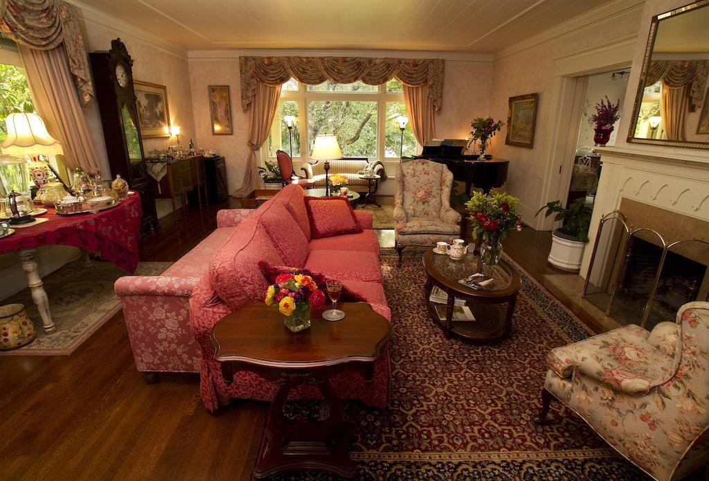 The Bissell House Bed & Breakfast Pasadena Exterior photo
