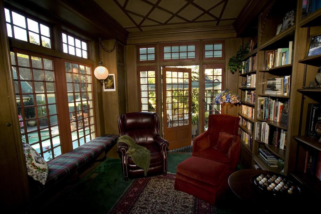 The Bissell House Bed & Breakfast Pasadena Exterior photo